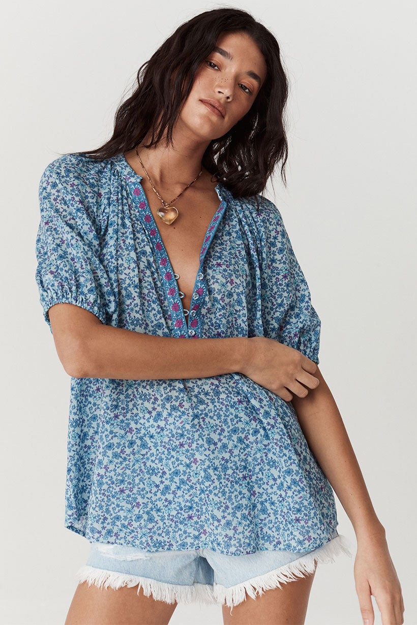 Love Jetty Short Sleeve Blouse